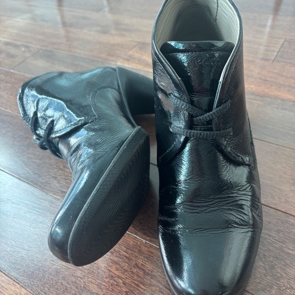 Ecco patent leather booties, size EU 40 - Picture 4 of 4